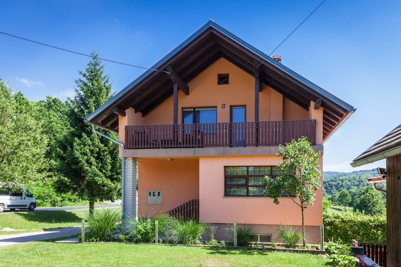 Green Oase Slunj Exterior photo